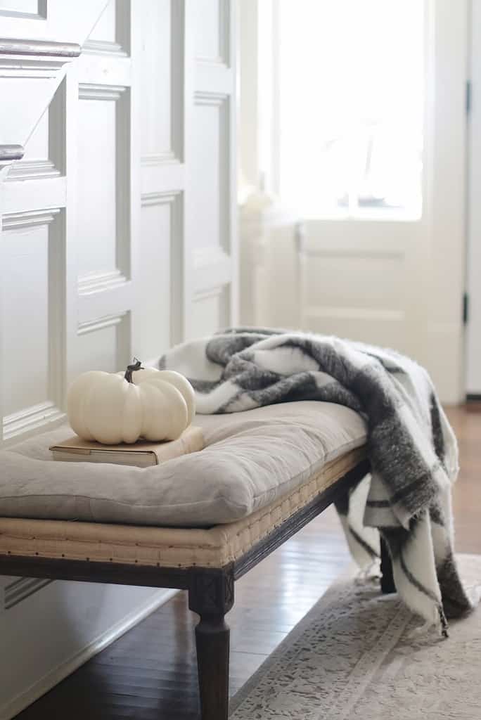 11 Ways to Display Throw Blankets Thistlewood Farm