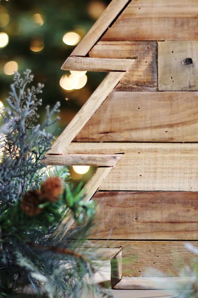 DIY Wooden Christmas Tree From Recycled Pallets Thistlewood Farms