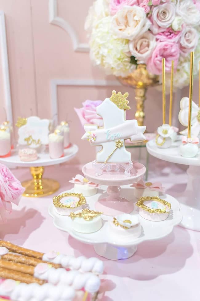 Royal Princess 1st Birthday Party Dessert Table Pink Gold 22c5ce