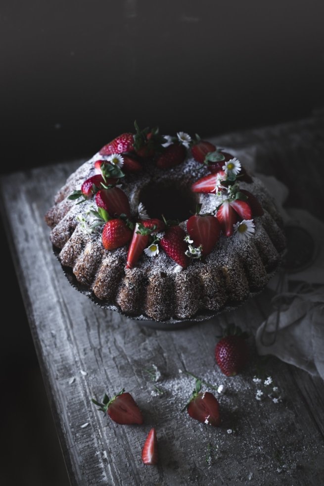 Schokoladiger Erdbeer Bananen Kuchen!