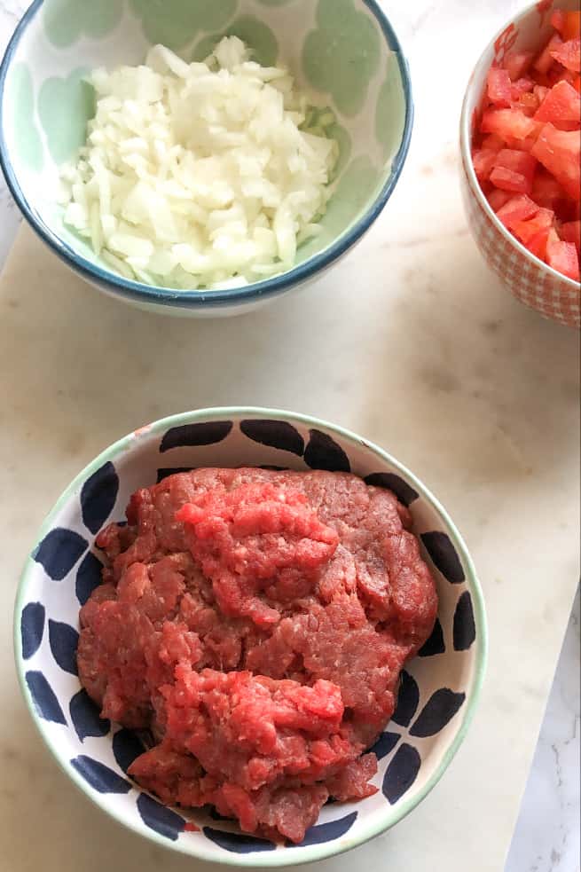 ingredients to make sfiha lahmajun