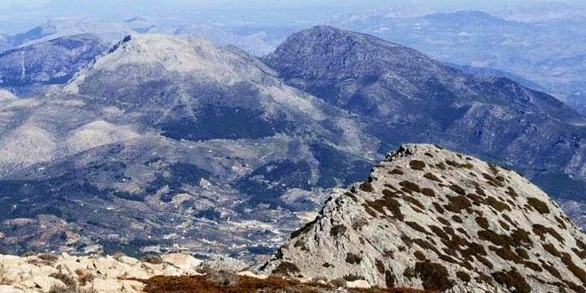 Picacho de Tolox 1 .696 m