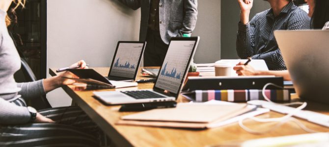 Zit je helemaal vast in je werk? Kies voor een loopbaancoach! Zit je helemaal vast in je werk? Kies voor een loopbaancoach!