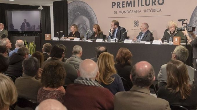 El Premi Iluro Torna A Quedar Desert | Capgròs