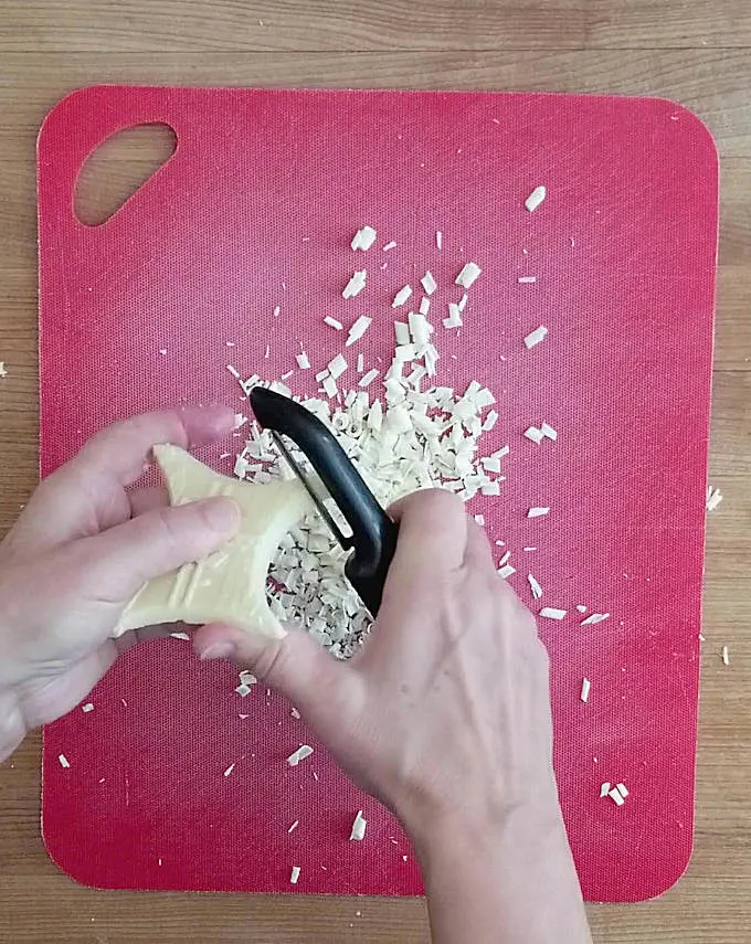 make white chocolate shavings for white chocolate sacher torte