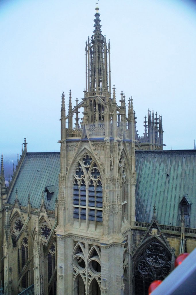 Glockenturm der Kathedral Saint Etienne - Metz Kathedrale Saint Etienne Metz