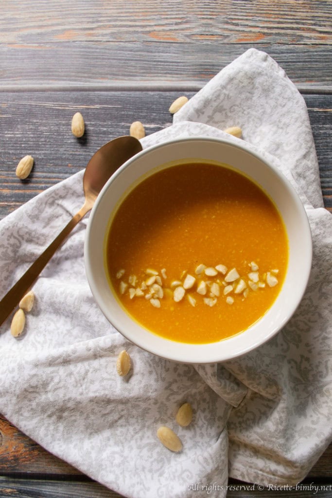 Vellutata di zucca e mandorle Bimby • Ricette Bimby