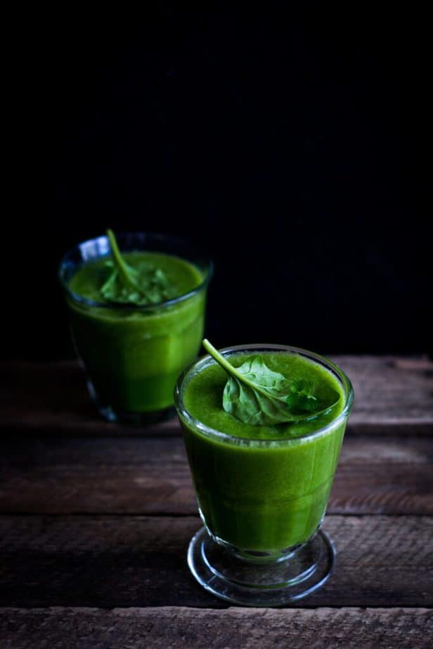 Banana and spinach smoothie