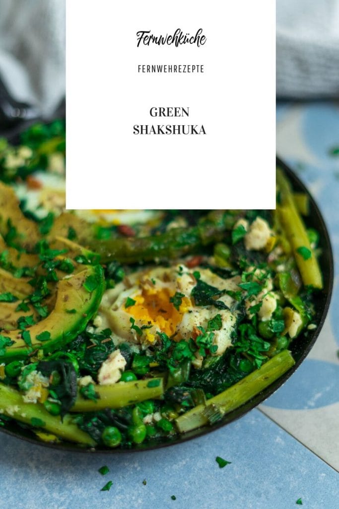 Grüne Shakshuka mit Spargel