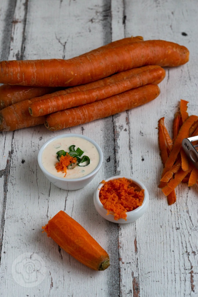 Karotten Brötchen zu Ostern 4 Probiert doch diese einfachen Karotten Brötchen mal aus. Sie kommen mit wenig Hefe aus, sind absolut gelingsicher und schmecken nicht nur zu Ostern gut. Durch ihre lustige Hasenform begeistern sie große und kleine Kindern. Küchentraum & Purzelbaum | #brötchen | #karotten | #ostern