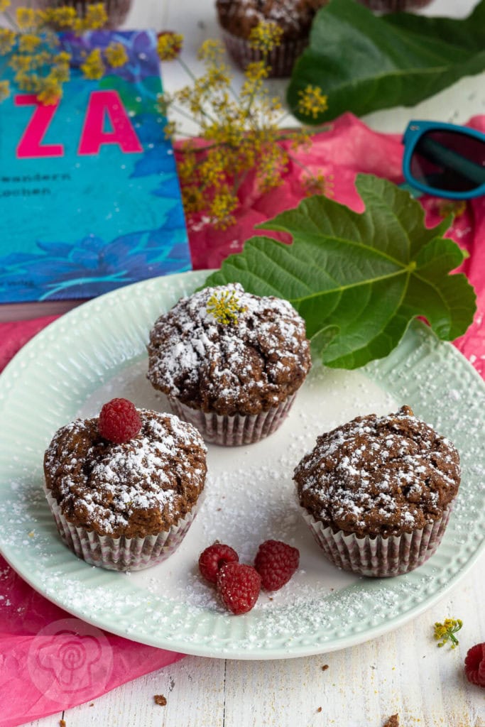 Schnelle Schokomuffins - Ibiza Buchvorstellung 3 Schnelle und saftige Schokomuffins. Einfach perfekt wenn spontan Besuch kommt. Schaut euch das Rezept unbedingt an. Küchentraum & Purzelbaum | #backen | #schokomuffins