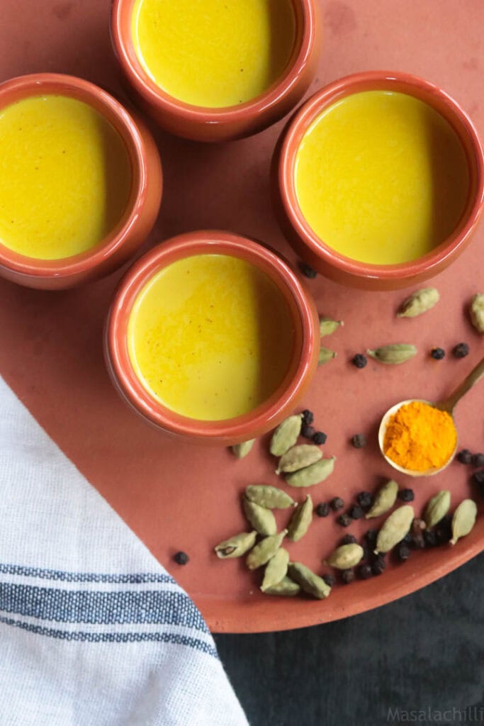 Turmeric Milk Recipe | Manjal Milagu Paal