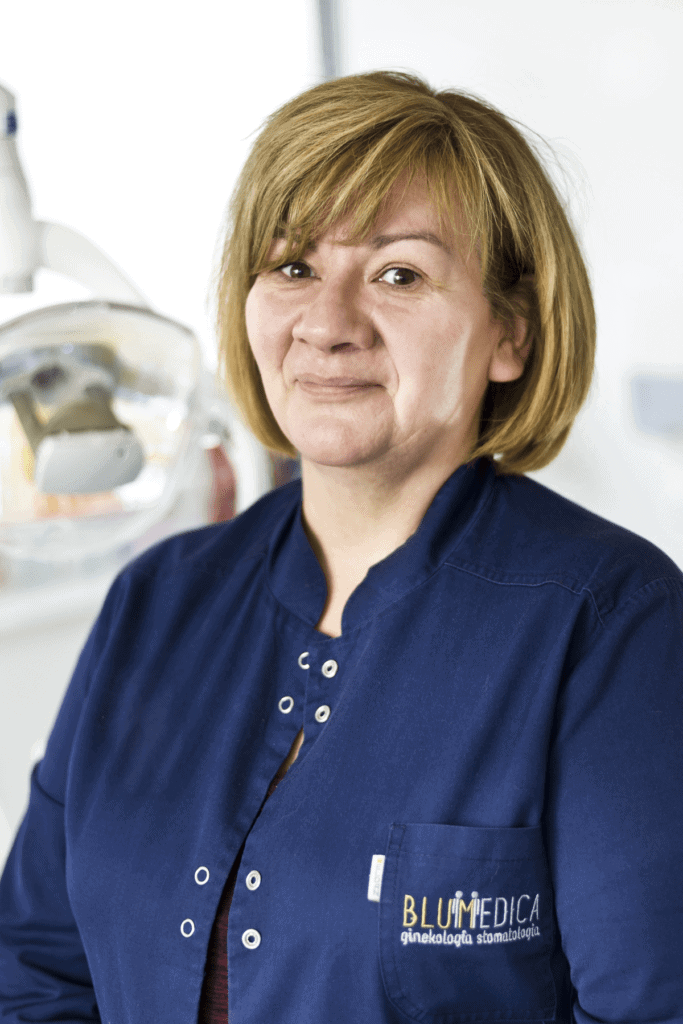 Agata Lewandowska - położna, rejestratorka