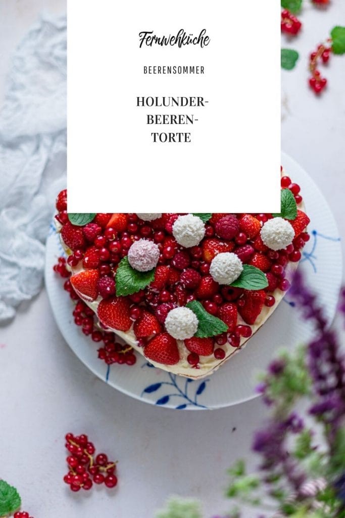 Beerige Holunder-Tonka-Torte