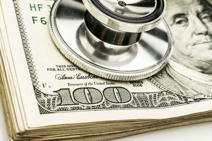 Comment payez-vous votre médecin pour un repas gratuit?