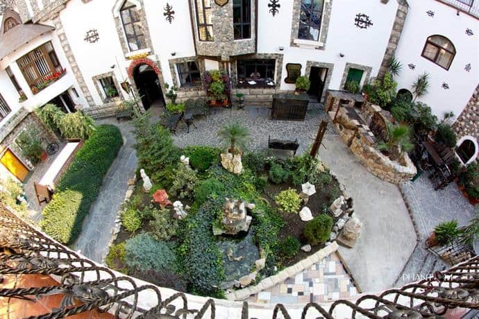 Hunter Prince Castle and Dracula Hotel Turda