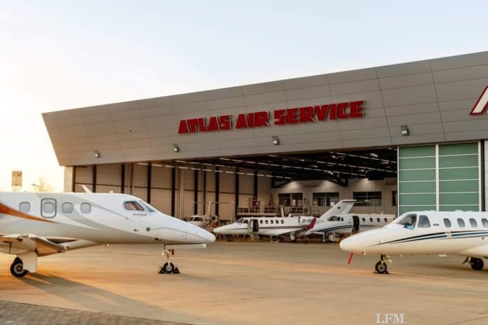 Atlas Air Service aus Bremen ist jetzt unabhängiger Experte für Kauf, Verkauf und Vermittlung von Flugzeugen der Hersteller Embraer, Cessna und Beechcraft. Atlas Air Service aus Bremen ist jetzt unabhängiger Experte für Kauf, Verkauf und Vermittlung von Flugzeugen der Hersteller Embraer, Cessna und Beechcraft.
