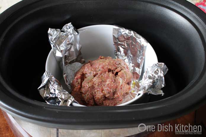 cooking a meatloaf in a small bowl placed inside a large slow cooker | adapting a recipe | one dish kitchen