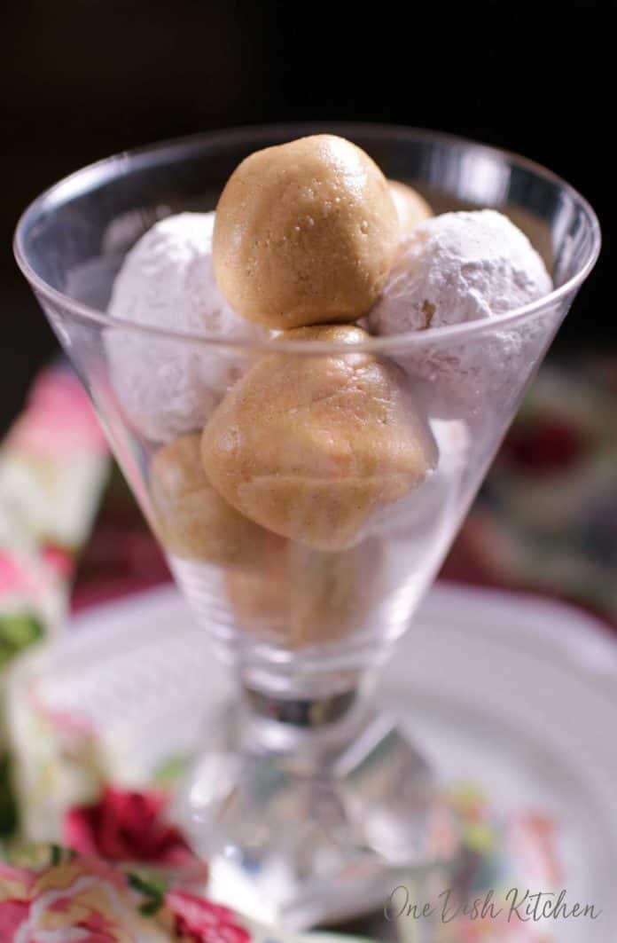 peanut butter balls made with peanut butter, honey, and powdered milk | one dish kitchen
