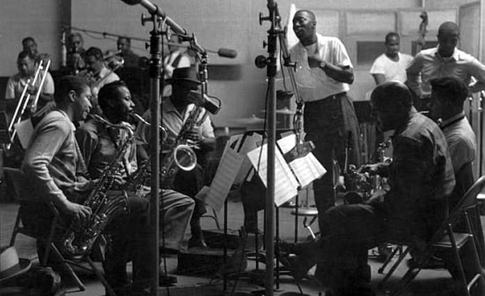 Jazz: Origens e Influências (Parte I) 1 Jazz: Origens e Influências (Parte I) Artes & contextos Joe Williams and Count Basies Orchestra