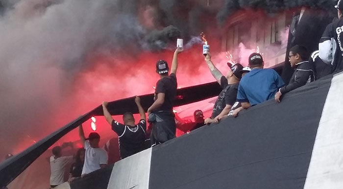 Manifestações violentas de torcedores