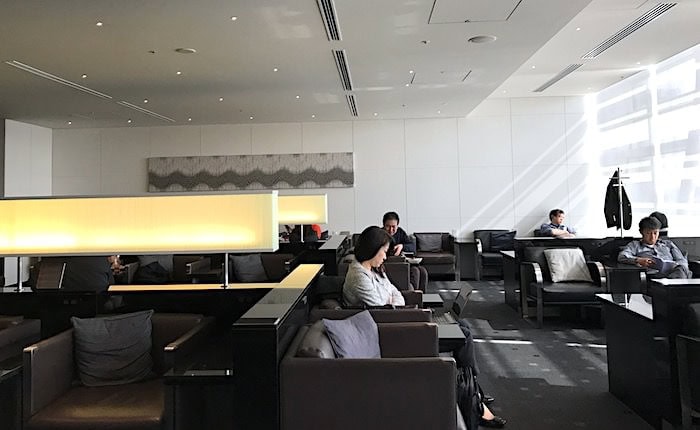 ANAラウンジ内観画像