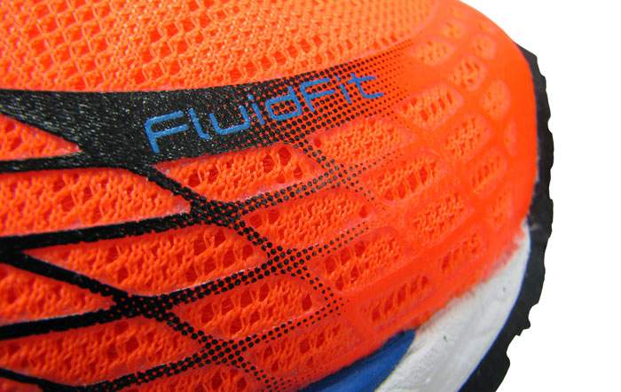 Технология FluidFit не подразумевает использование пришитых наложений