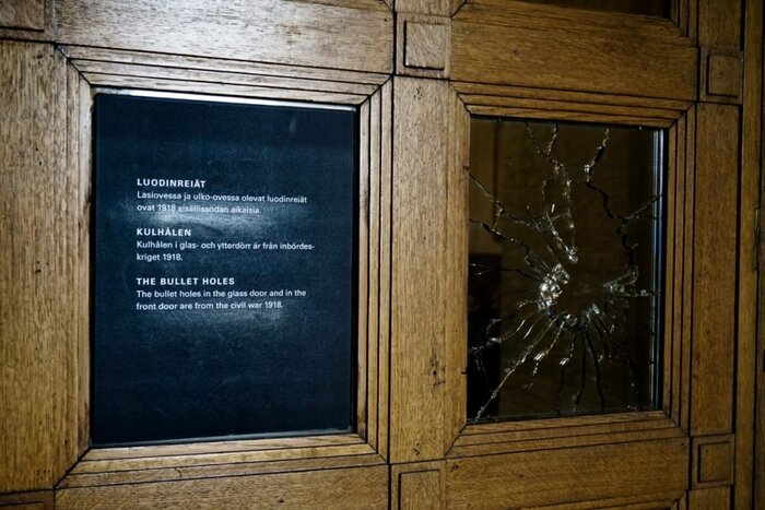Entrance of Kansallismuseo –the National Museum of Finland, Helsinki - Experiencing the Globe