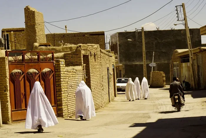 Varzaneh angels, Isfahan province, Iran – Experiencing the Globe