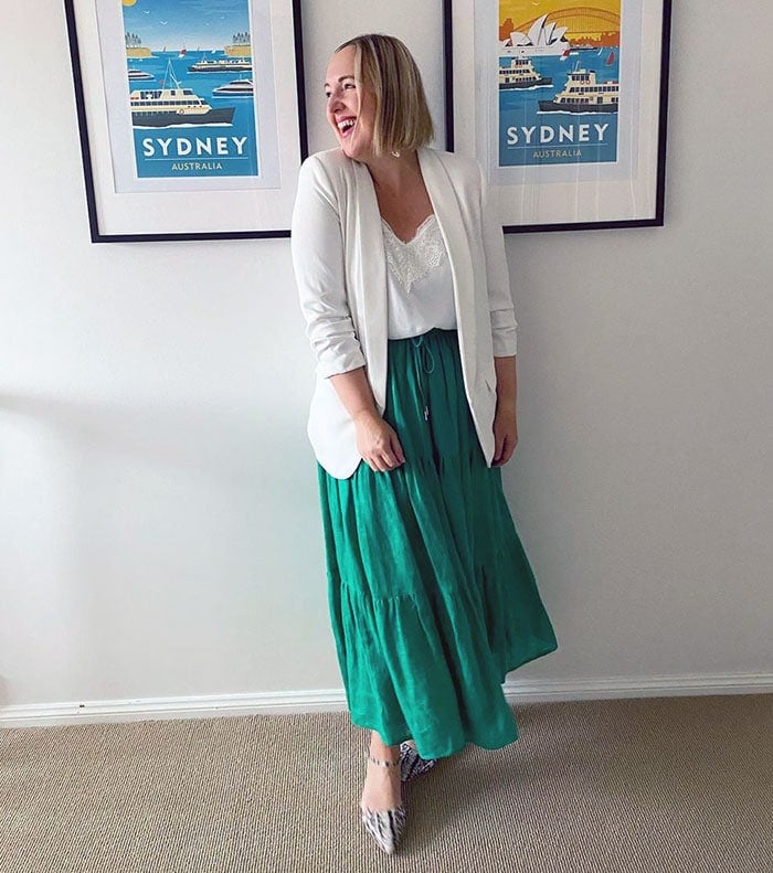 how to dress over 40 | Kylie wears a white blazer | 40plusstyle.com