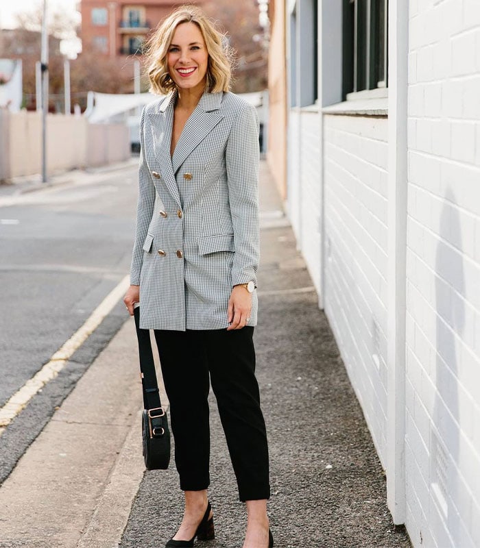 Party outfits - Michelle in a double-breasted jacket | 40plusstyle.com