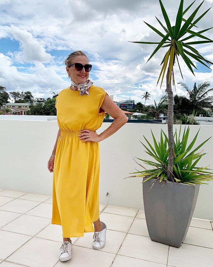 How To Wear Yellow Different Ways And Color Combinations