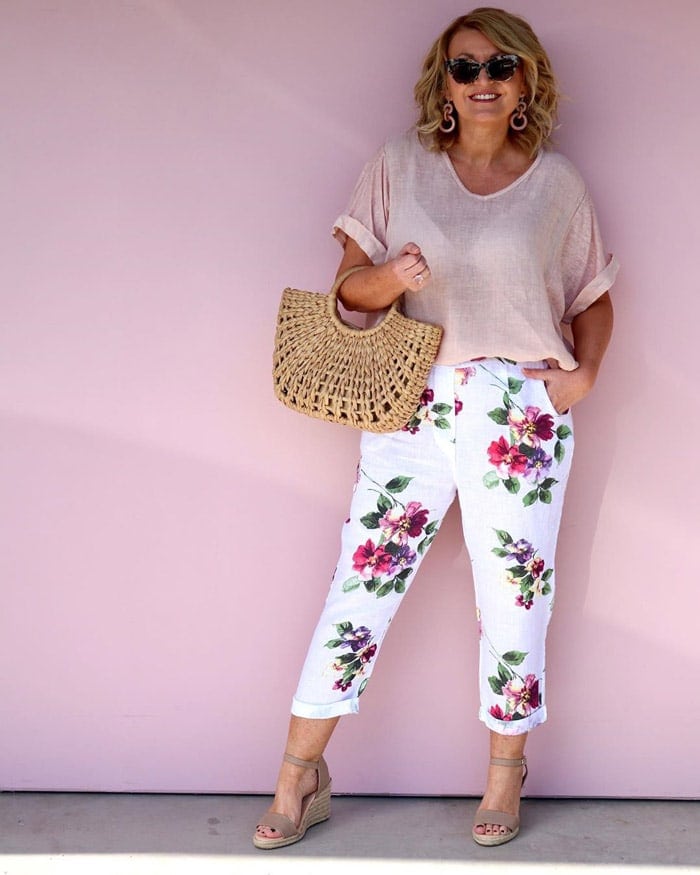 How To Wear Capris Or Cropped Pants Your Complete Guide