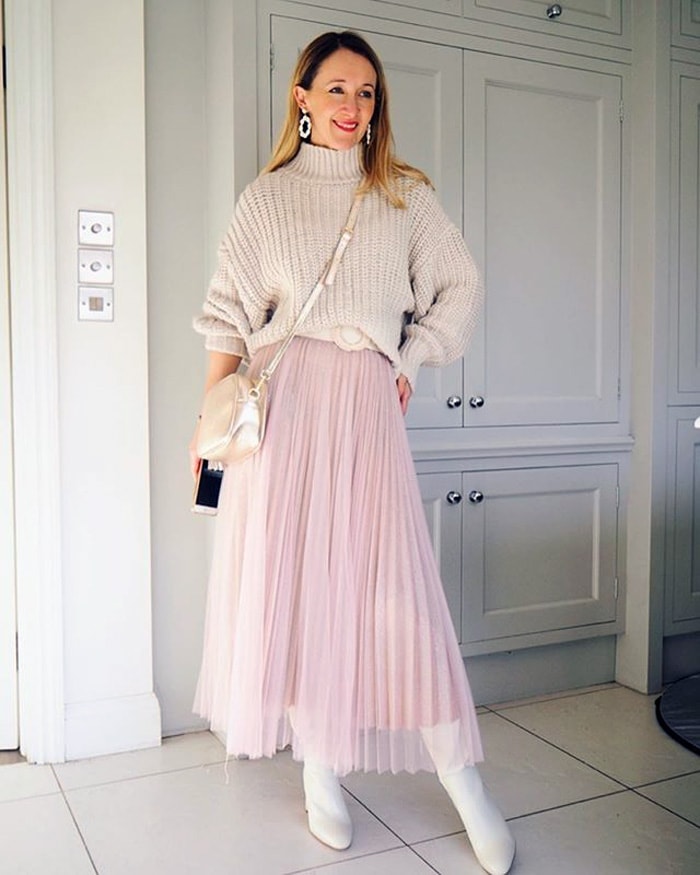 A Capsule Wardrobe And Style Guide For The Romantic Style Personality