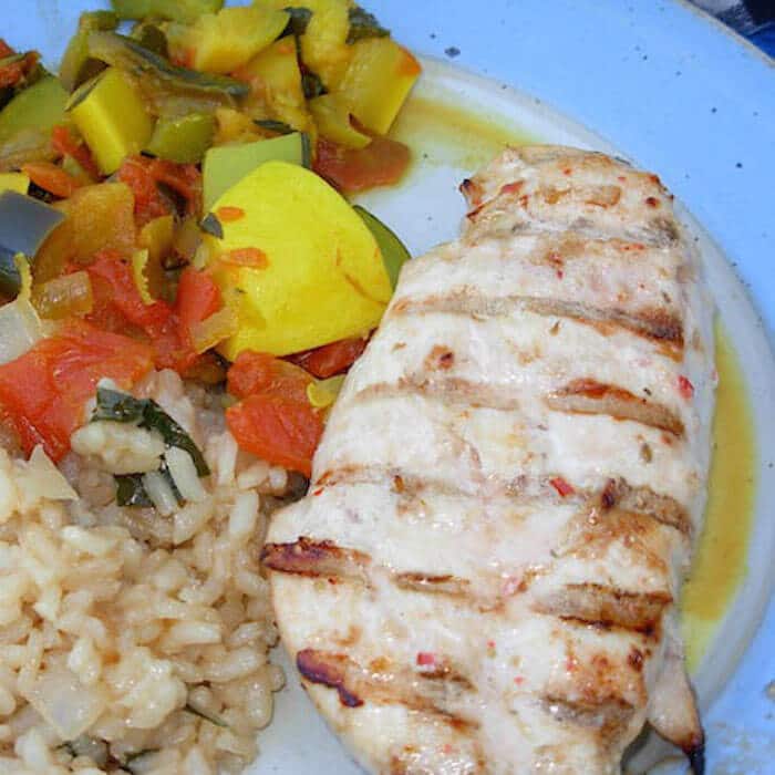 This Grilled Italian Chicken is SO flavorful.