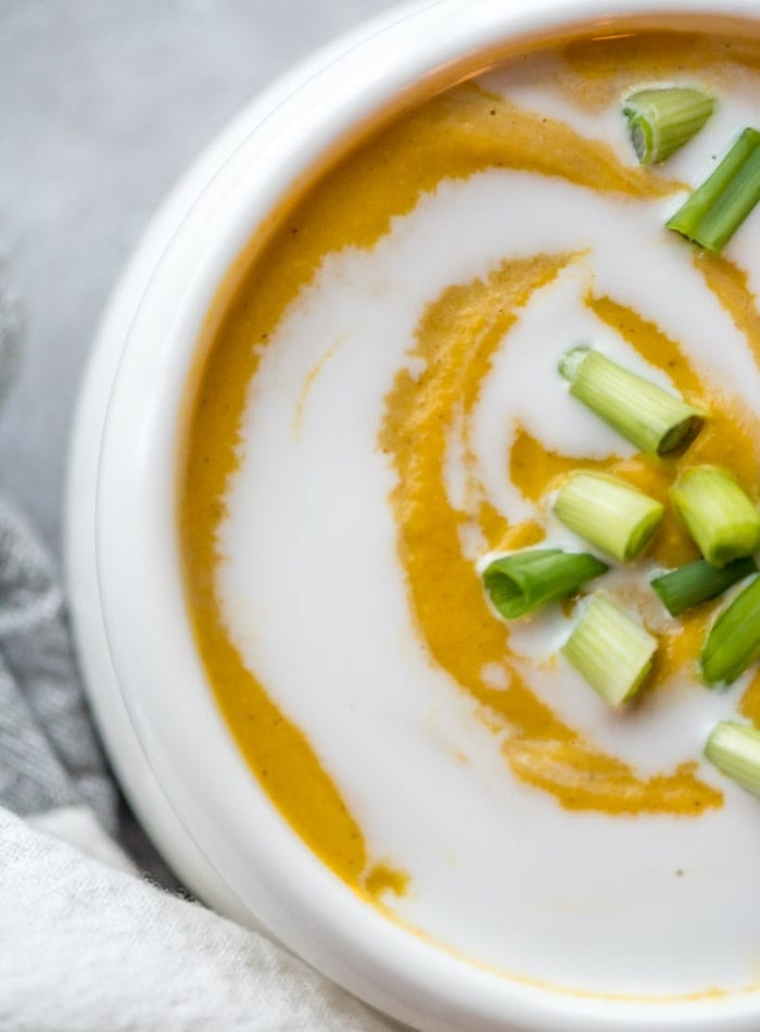 Vegan Cashew Carrot Soup | gluten-free, oil-free