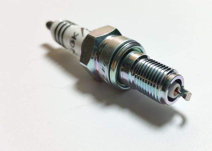 chainsaw spark plug