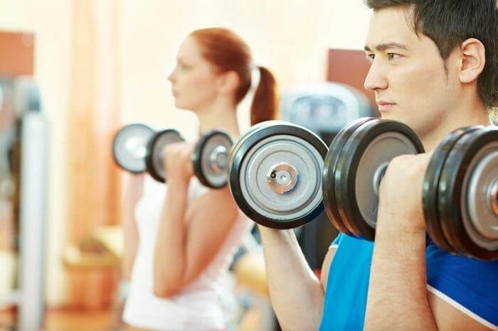 Hémorroïdes, haltérophilie et autres activités physiques