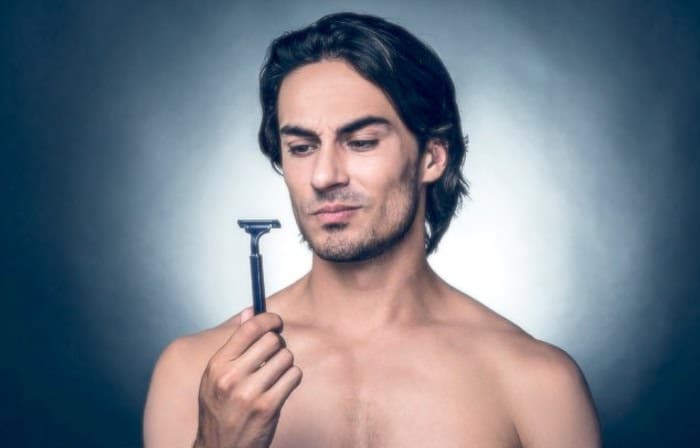 Komplikationen bei der Rasur der Schamgegend