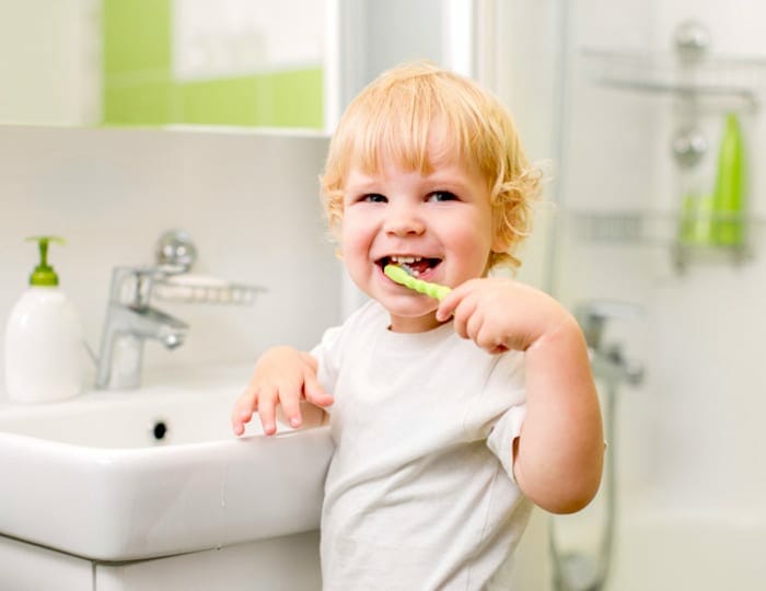 Má higiene bucal pode ser causa de gengivastomatite