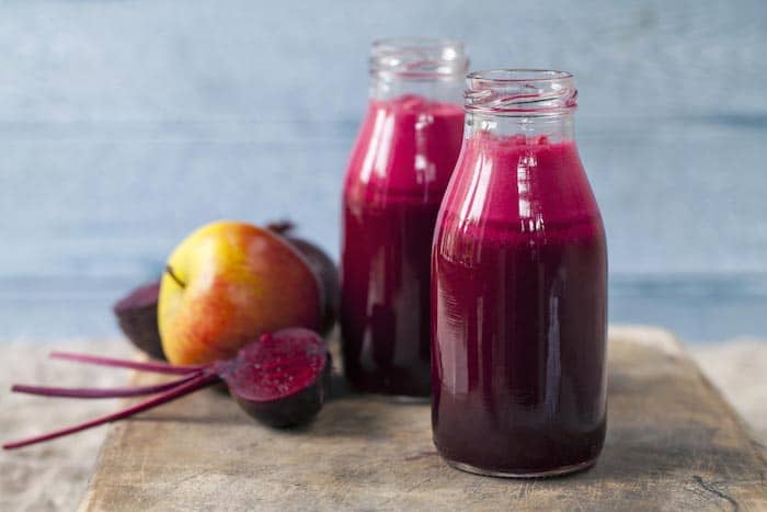 ¿Cuáles son los beneficios para la salud del jugo de remolacha?