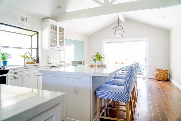 All White Kitchen with blue accents. Kitchen renovation. Classic White Kitchen, Modern Farmhouse Style Kitchen. All White Kitchen.