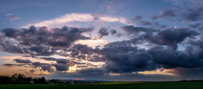Sonnenuntergang als Panorama über Erfurt Sonnenuntergang als Panorama über Erfurt