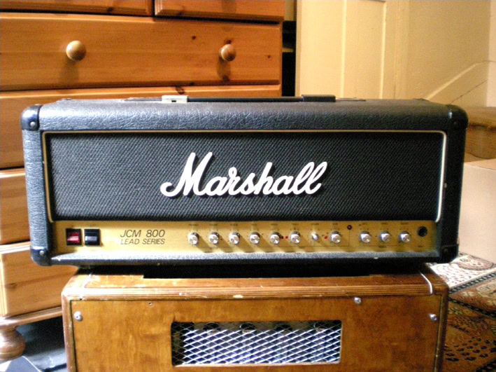 Marshall JCM 800