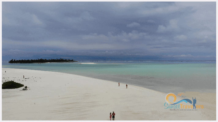 Aitutaki and Honeymoon Island
