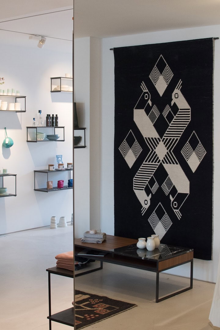 Coco Monaco heißt der neue Popup Store am Marienplatz. Bis Ende des Jahre kann man dort von Münchner Labels Mode, Kosmetik, Möbel und Delikatessen kaufen. Dazu gibt es auch noch einen wundervollen Blick auf das Münchner Rathaus.
