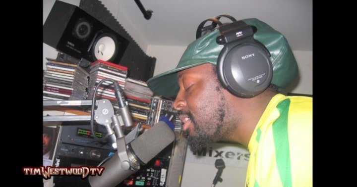 #thefugees - Here’s A Never Before Released Fugees Freestyle From 1995 That Settles The Score (Audio) - @AFH Ambrosia forHeads 1 #thefugees - Here’s A Never Before Released Fugees Freestyle From 1995 That Settles The Score (Audio) - @AFH Ambrosia forHeads Artes & contextos Fugees