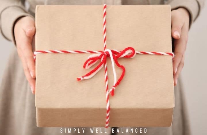 woman holding gift box