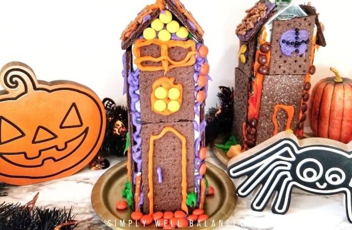 Easy Halloween Chocolate Graham Cracker Haunted House for Kids