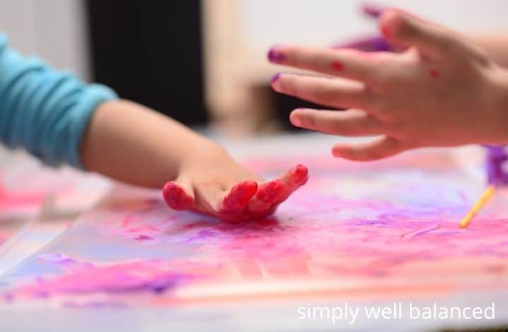 Relaxing activities for kids - finger painting